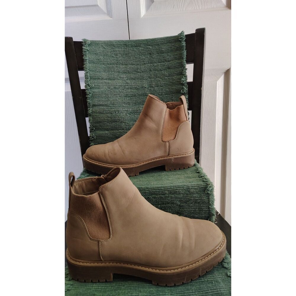 Time and Tru Women's Faux Suede Chelsea Boots with Lug Sole Size 11